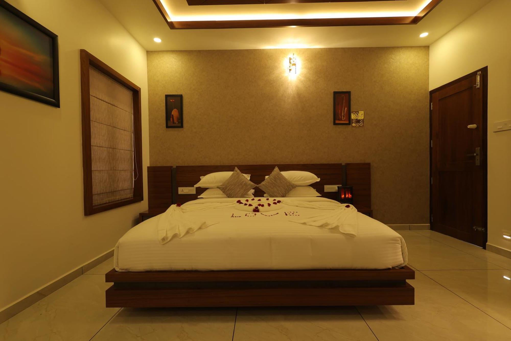 Tatvaura Resort Wayanad Padinjarathara Extérieur photo